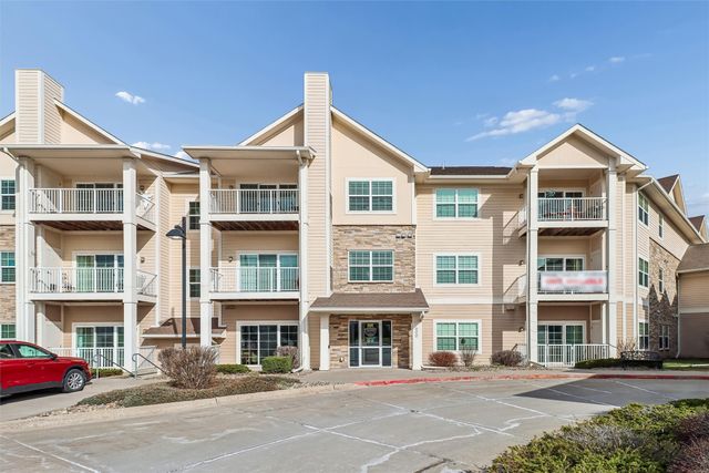 600 E Hillcrest Avenue 207, Indianola, IA 50125