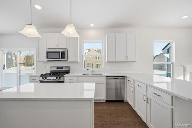 27147 Silo Drive, Saline, MI 48176