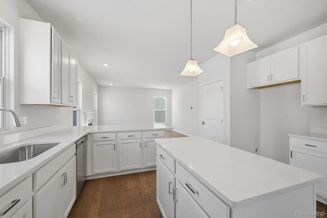 27147 Silo Drive, Saline, MI 48176