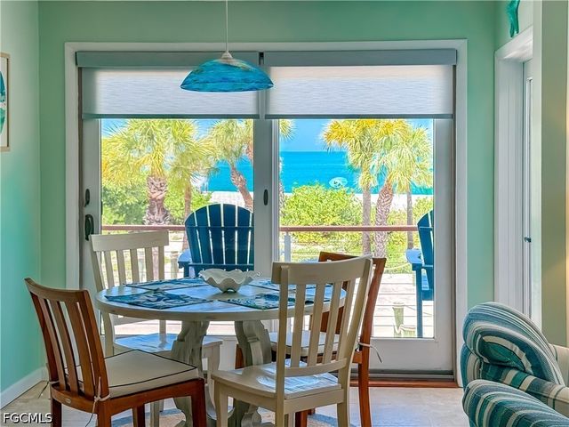 541 Gulf LN, Upper Captiva, FL 33924