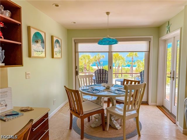 541 Gulf LN, Upper Captiva, FL 33924
