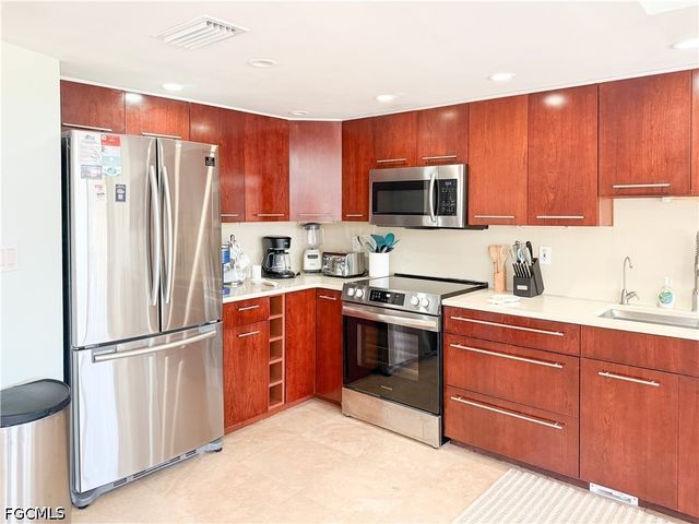 541 Gulf LN, Upper Captiva, FL 33924