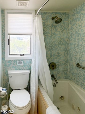 541 Gulf LN, Upper Captiva, FL 33924