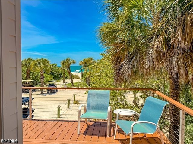 541 Gulf LN, Upper Captiva, FL 33924