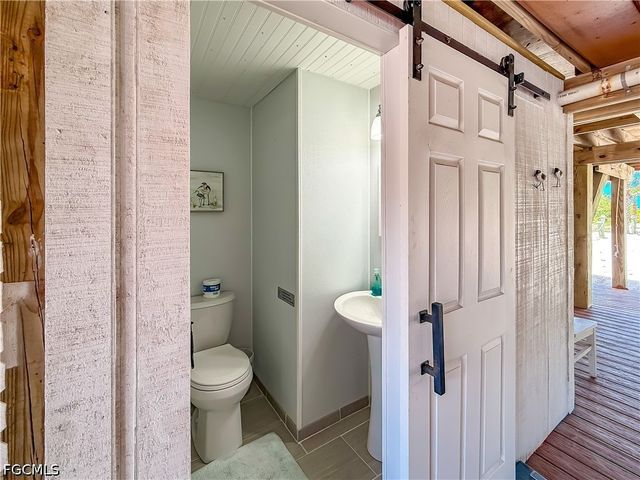 541 Gulf LN, Upper Captiva, FL 33924