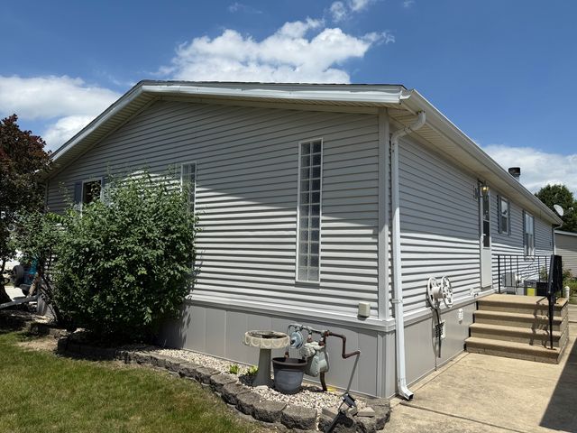 332 Tulip Circle, Matteson, IL 60443