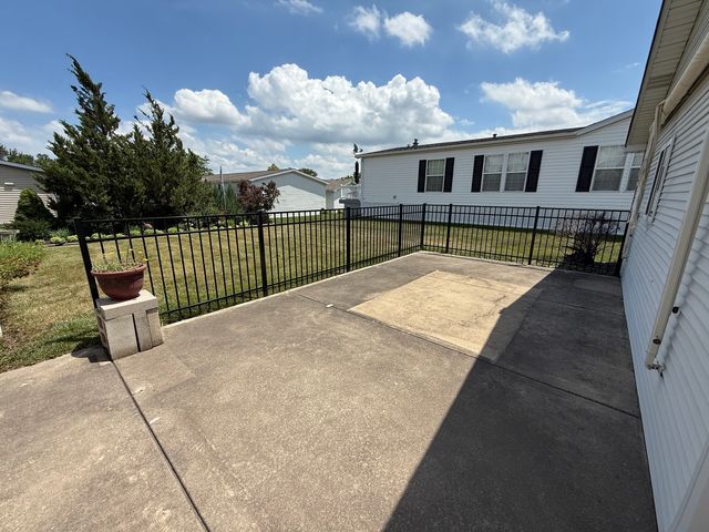 332 Tulip Circle, Matteson, IL 60443