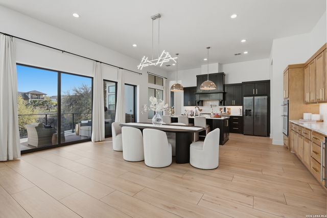 10406 Kendall Cyn, San Antonio, TX 78255