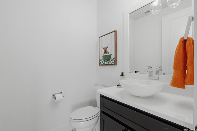 10406 Kendall Cyn, San Antonio, TX 78255