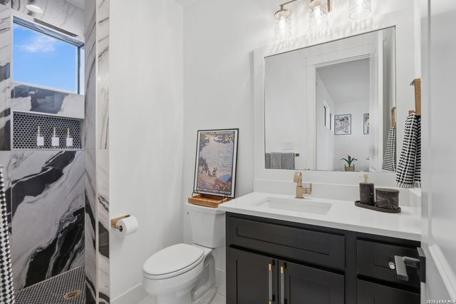 10406 Kendall Cyn, San Antonio, TX 78255