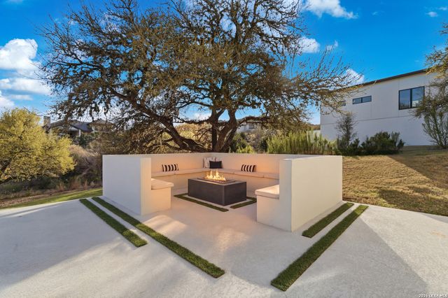 10406 Kendall Cyn, San Antonio, TX 78255