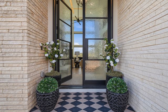 10406 Kendall Cyn, San Antonio, TX 78255