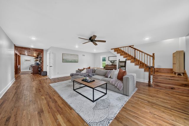 1278 Spencer Mill Rd, Burns, TN 37029
