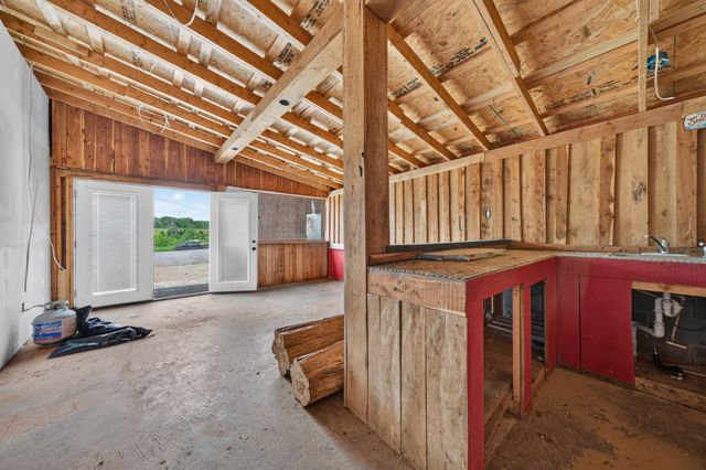 1278 Spencer Mill Rd, Burns, TN 37029
