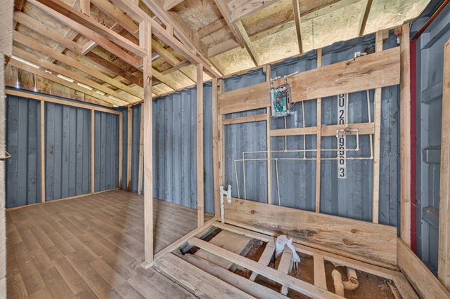 1278 Spencer Mill Rd, Burns, TN 37029
