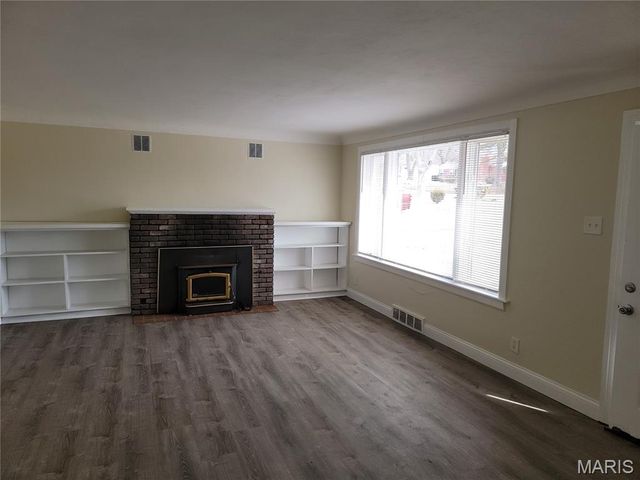 541 Hentschel Place, St Louis, MO 63135