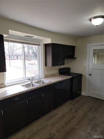 541 Hentschel Place, St Louis, MO 63135