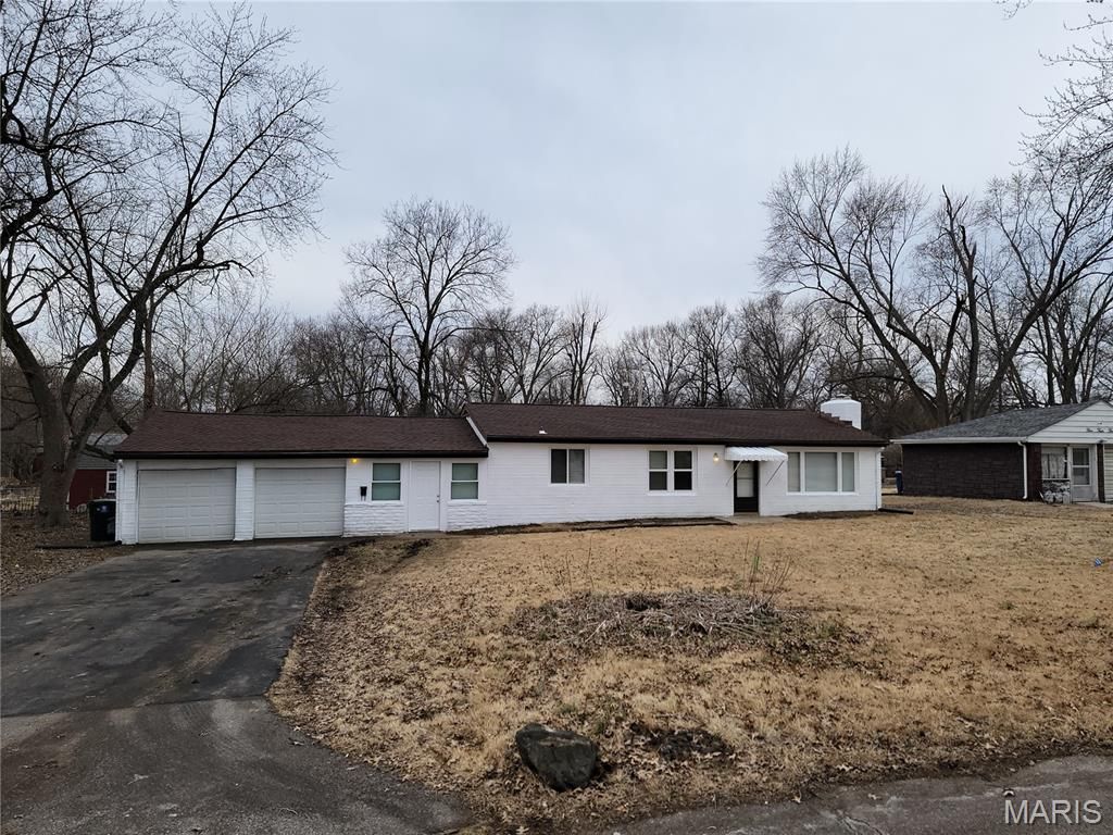 541 Hentschel Place, St Louis, MO 63135