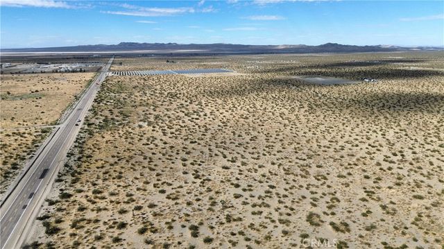 17301 Sheep Creed Rd, El Mirage, CA 92392