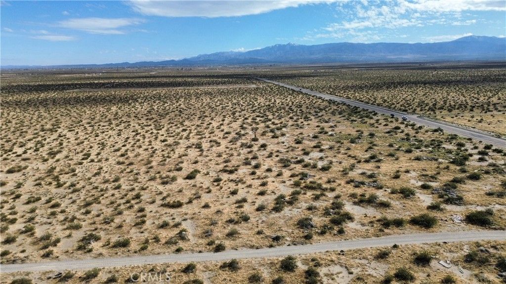 17301 Sheep Creed Rd, El Mirage, CA 92392