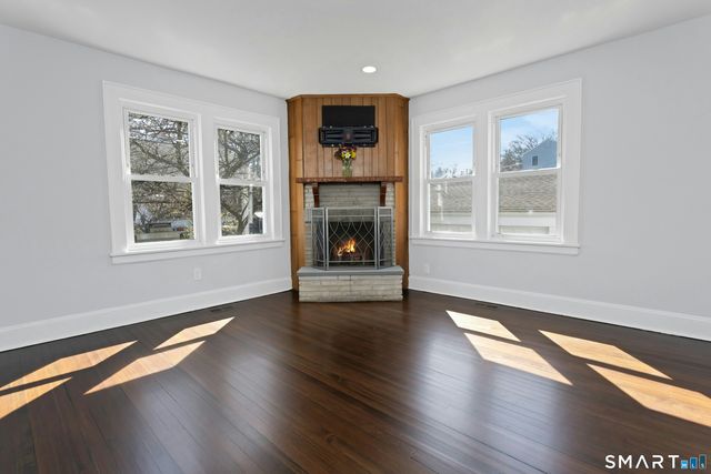 352 Marlborough Terrace, Fairfield, CT 06825