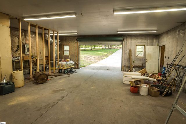 176 Woodside Road, Simpsonville, SC 29680