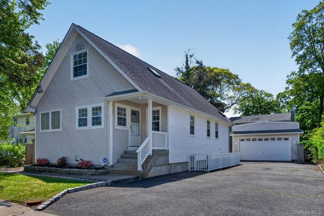 180 Cranberry Drive, Mastic Beach, NY 11951