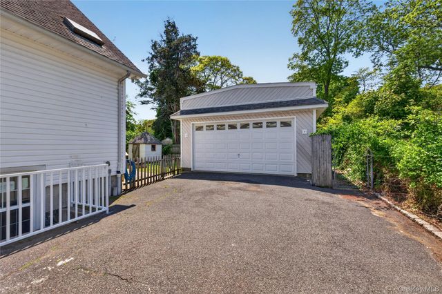 180 Cranberry Drive, Mastic Beach, NY 11951