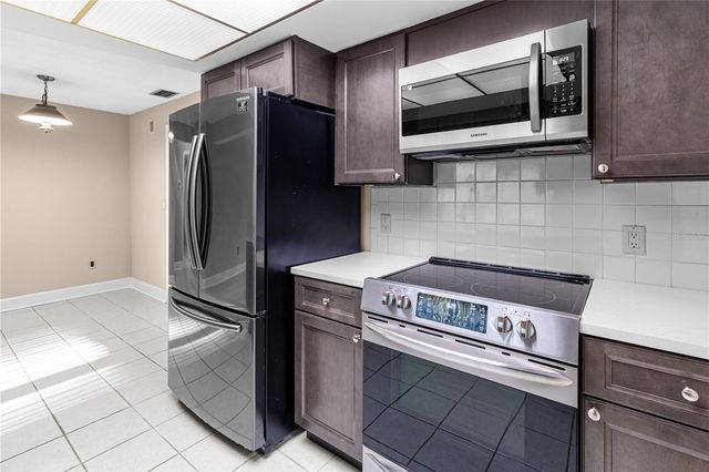 1929 VALENCIA WAY, Clearwater, FL 33764