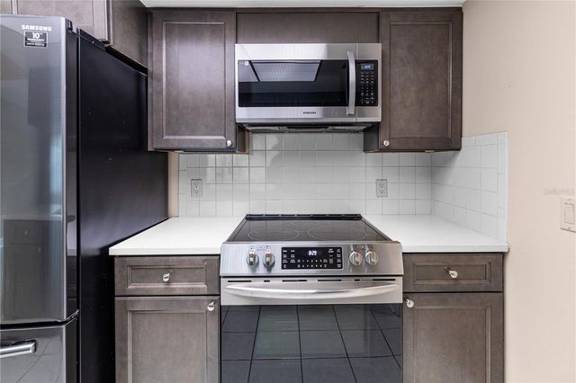 1929 VALENCIA WAY, Clearwater, FL 33764