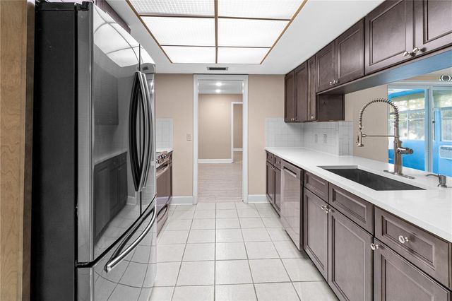 1929 VALENCIA WAY, Clearwater, FL 33764