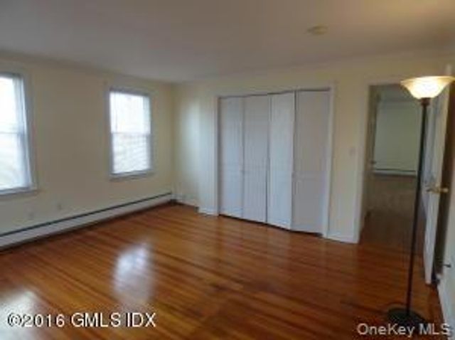 20 Division Street 1, Greenwich, CT 06830