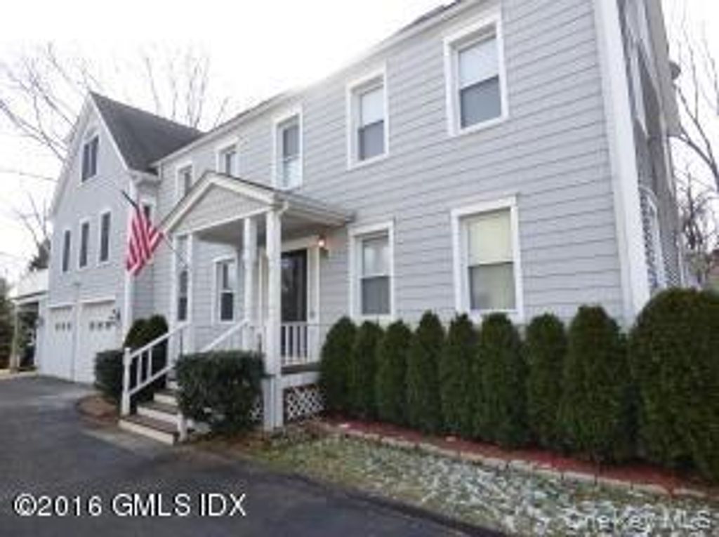 20 Division Street 1, Greenwich, CT 06830