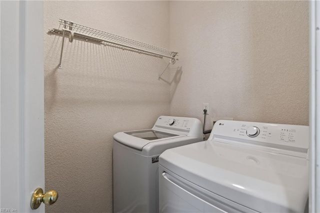 2004 Acentala QUAY, Chesapeake, VA 23321