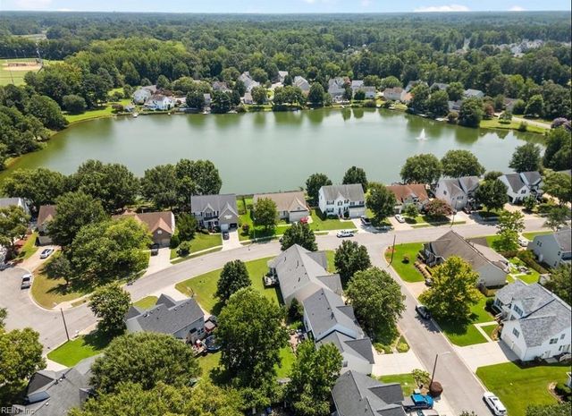 2004 Acentala QUAY, Chesapeake, VA 23321