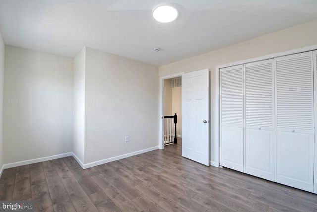 7616 SOMERSET LN, Manassas, VA 20111