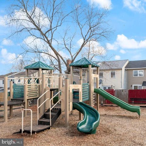 7616 SOMERSET LN, Manassas, VA 20111
