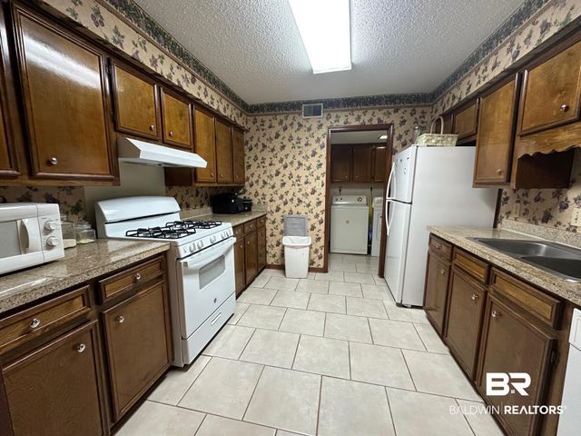 6533 Cedar Bend Court A, Mobile, AL 36608