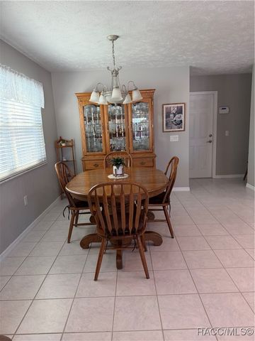 2065 W Deer Trail Lane, Lecanto, FL 34461