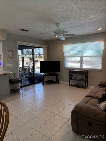 2065 W Deer Trail Lane, Lecanto, FL 34461