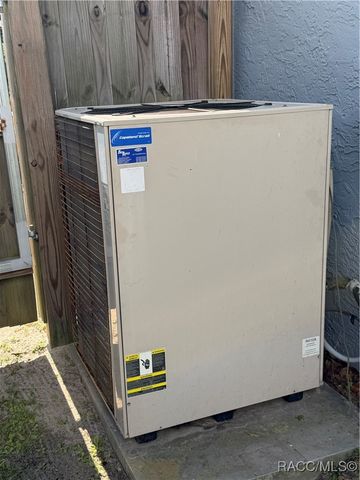 2065 W Deer Trail Lane, Lecanto, FL 34461