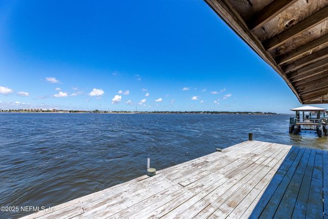 4957 MOTOR YACHT Drive, Jacksonville, FL 32225