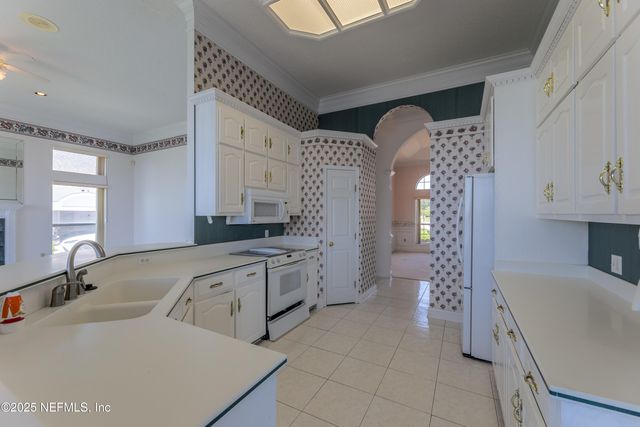 4957 MOTOR YACHT Drive, Jacksonville, FL 32225