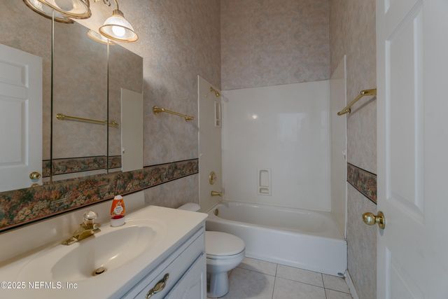 4957 MOTOR YACHT Drive, Jacksonville, FL 32225
