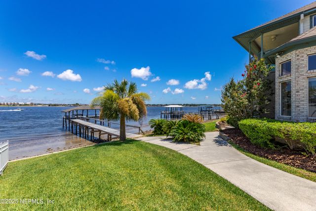 4957 MOTOR YACHT Drive, Jacksonville, FL 32225