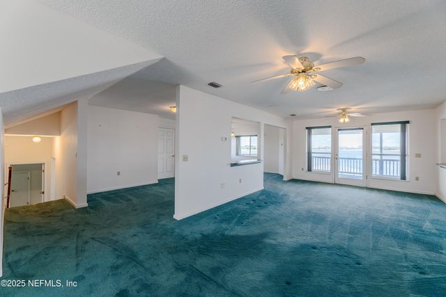 4957 MOTOR YACHT Drive, Jacksonville, FL 32225