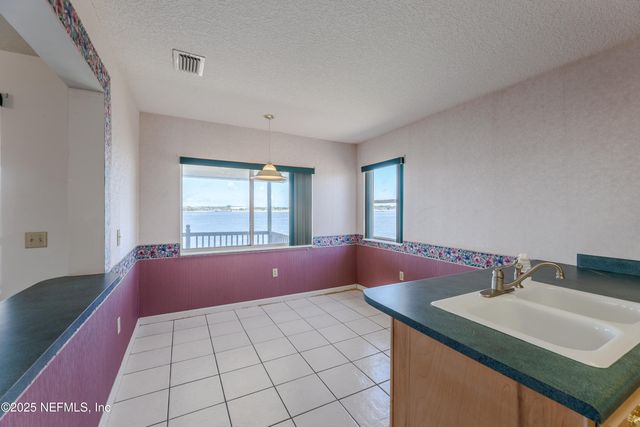 4957 MOTOR YACHT Drive, Jacksonville, FL 32225