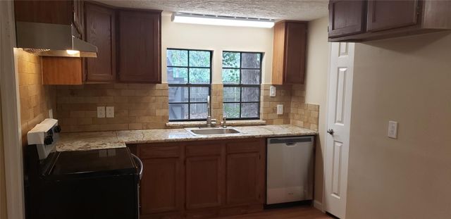 15906 Long Neck, Magnolia, TX 77355
