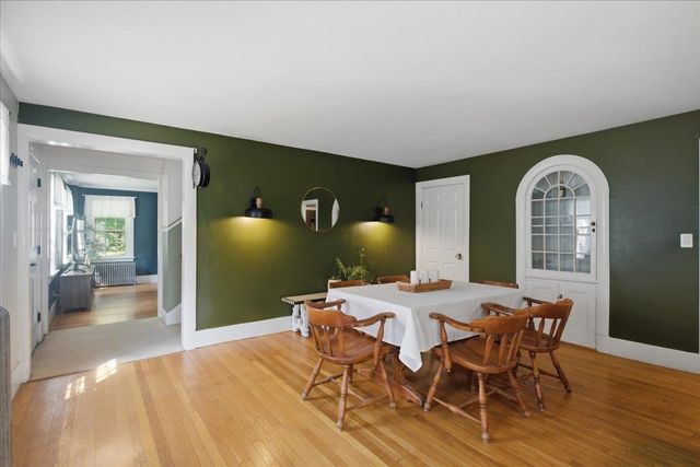 34 Monument Avenue, Bennington, VT 05201
