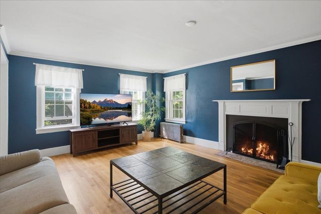 34 Monument Avenue, Bennington, VT 05201